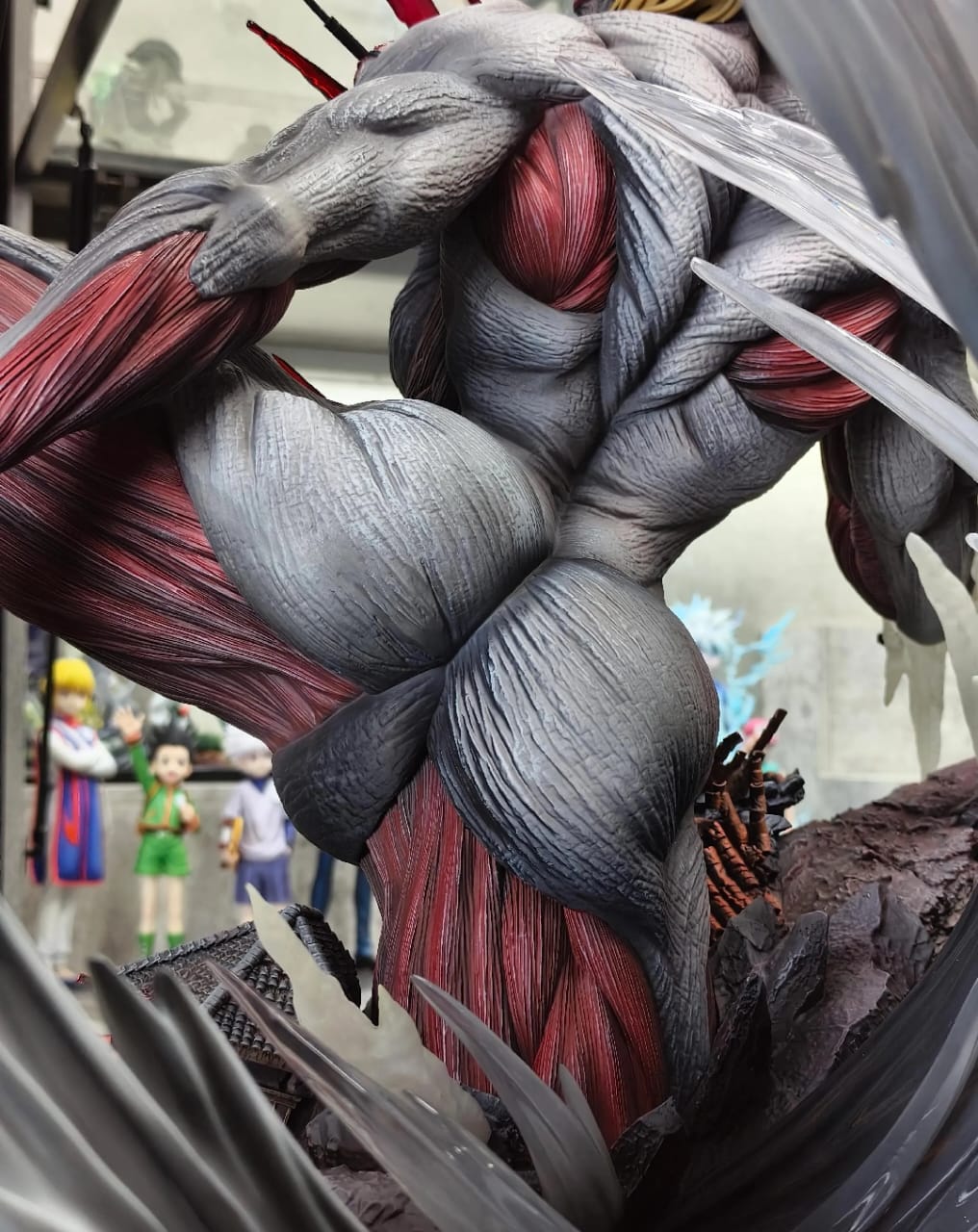 Hertz Studio - Mikasa vs Female Titan  ( in Stock )