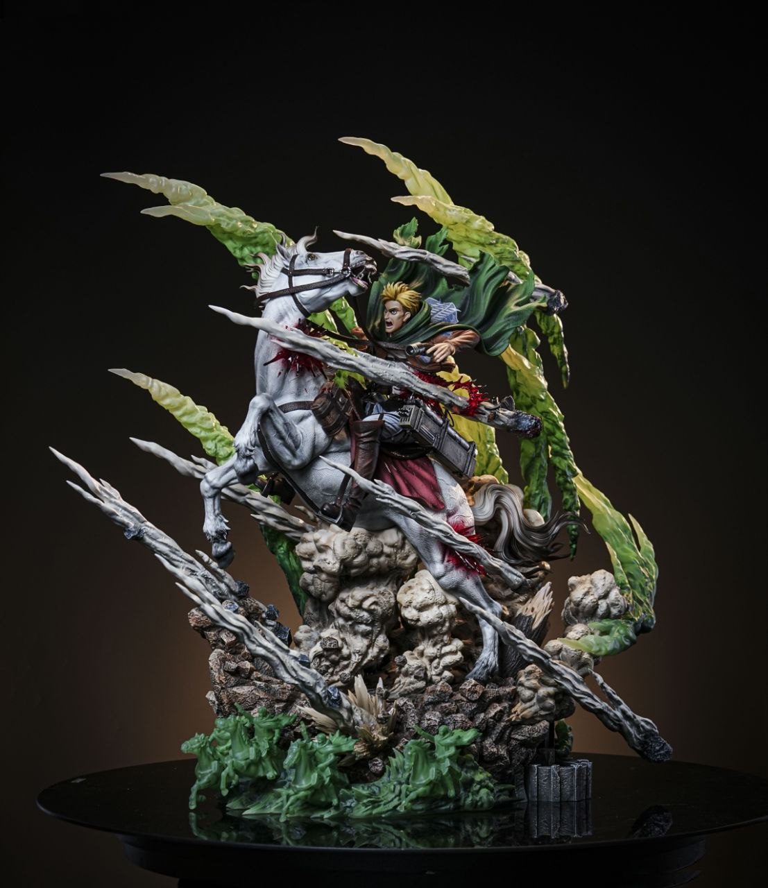 Model Power Studio - Commander Erwin's Suicide Charge  Attack on Titan